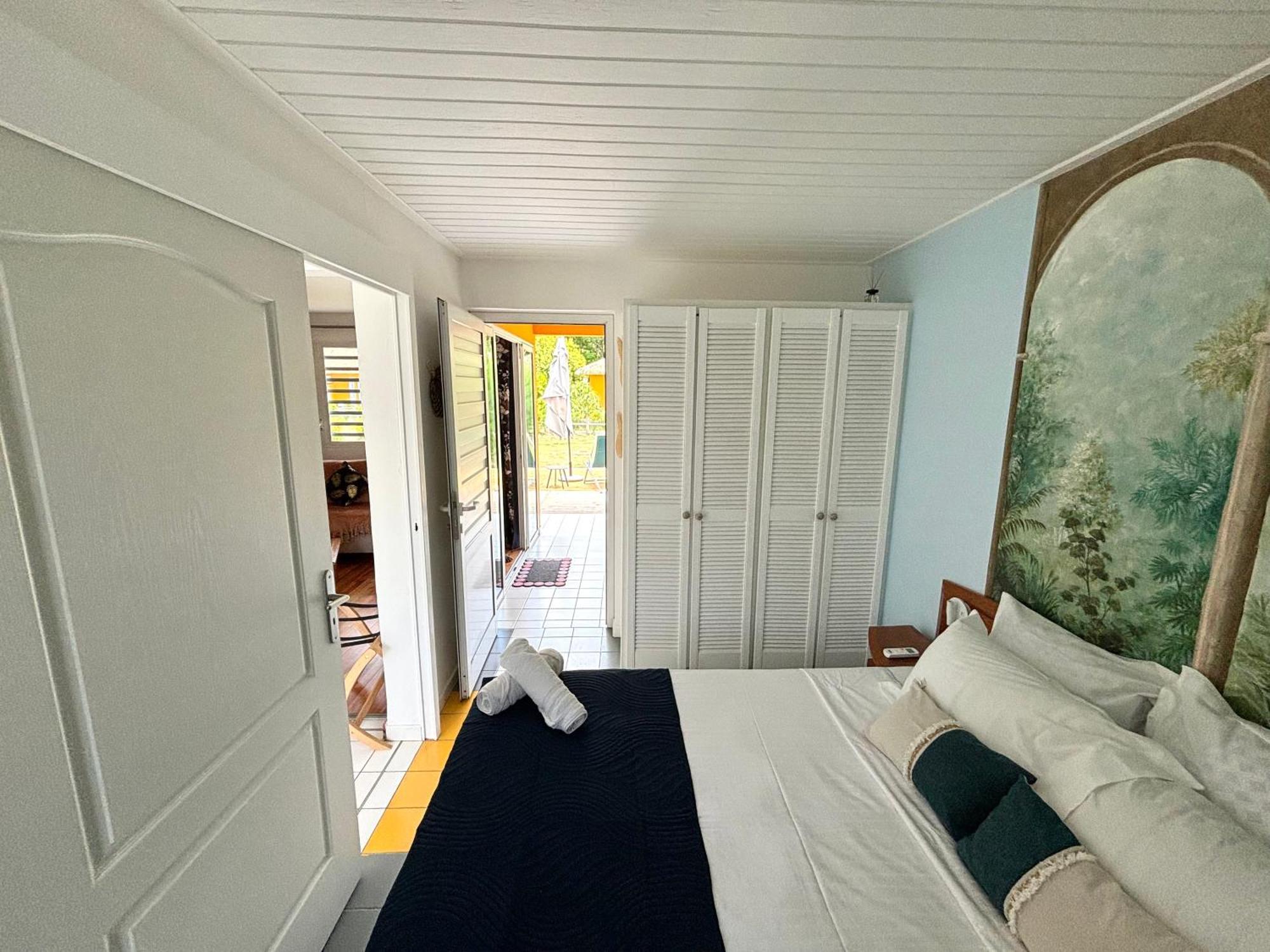 Bungalow La Kawannaise - Piscine, Terrasse, Plage Grand-Bourg  Екстериор снимка