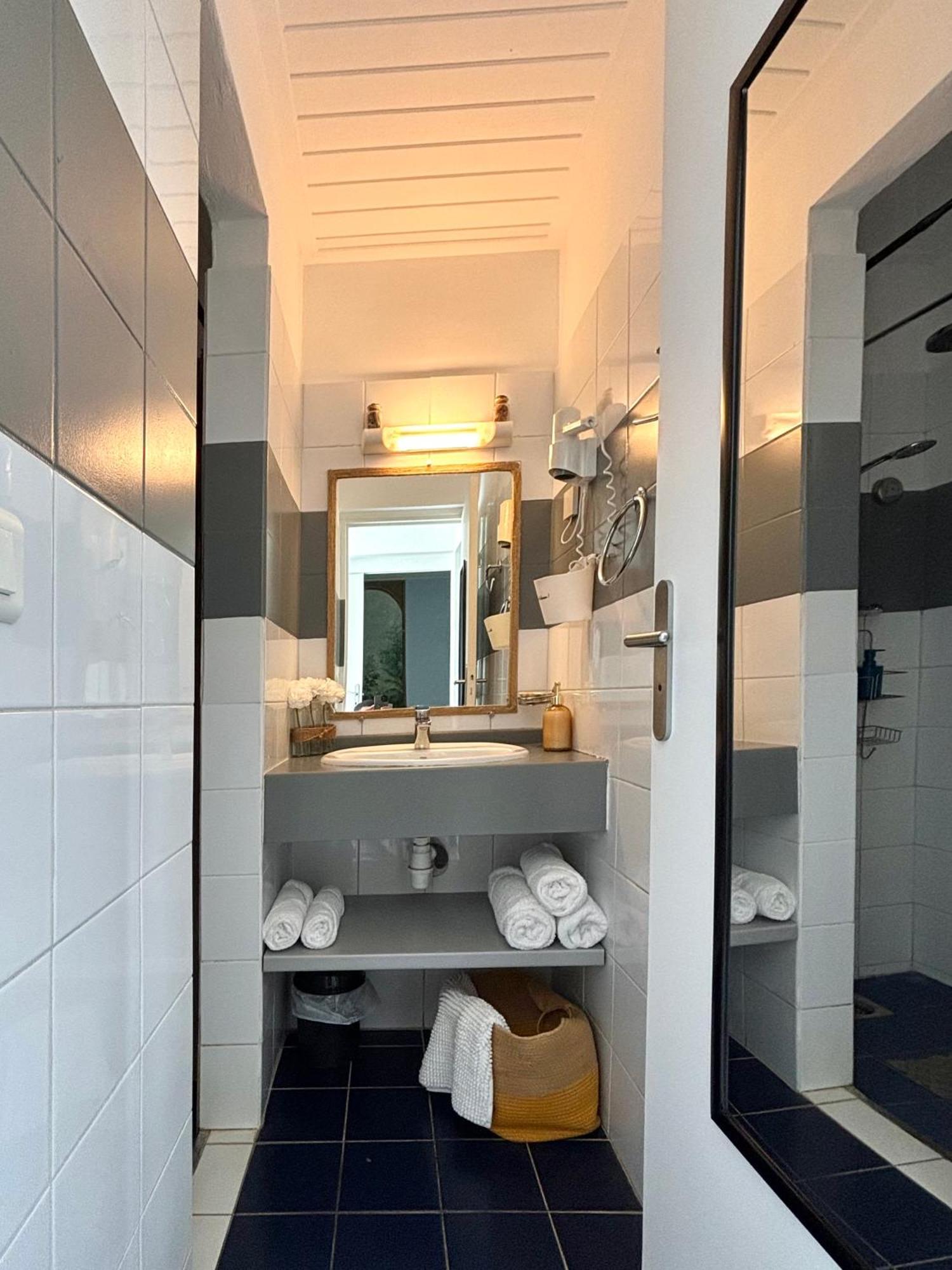 Bungalow La Kawannaise - Piscine, Terrasse, Plage Grand-Bourg  Екстериор снимка